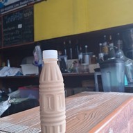 สายฝน นมสด