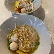 กิน-เตี๋ยว-กัน ชั้น F4 ยูเนี่ยนมอลล์  ชั้น F4