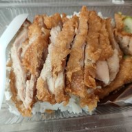 ร้านตาหวาน อาฉีไก่ทอด ตลาดน้อย