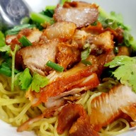 อาก๋ง ตามสั่ง  ส้มตำ ข้างม.เกษมร่มเกล้า สาขา1
