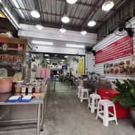 บรรยากาศ ฮี๊กี่ลูกชิ้นปลา(เยาวราช) รามอินทรา