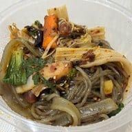 Field หมาช่าหม้อไฟ ตลาดเดินเล่นท่าพระ