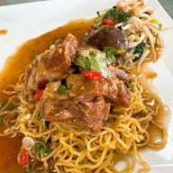 เจ้มุ้ยข้าวขาหมูขนมจีนเมืองคอน