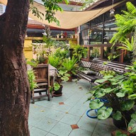 Queen Steak House หน้าร้านเปิดบริการปกติค่ะ