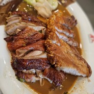 MK Restaurants โลตัสพนัสนิคม