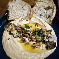 Earth House By The Earthling Cafe