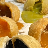 April bakery เจริญกรุง