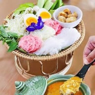 น้ำยาปู ข้าวผัดกระทะร้อน หางดง