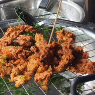 ขนมจีนทอดมัน ท่งเชียง เจ้ปุ้ย