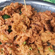 ขนมจีนทอดมัน ท่งเชียง เจ้ปุ้ย