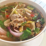 เมนูของร้าน 🥩"คอหมูย่างบ้านสิบหก"🥩