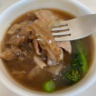 เมนูของร้าน ราดหน้าอากง