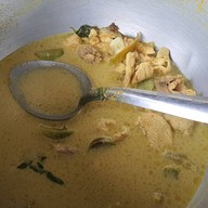 ขนมจีนทอดมัน ท่งเชียง เจ้ปุ้ย