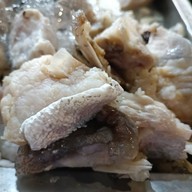 บรรยากาศ จูเนียร์ ก๋วยเตี๋ยวปลา