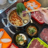สุกี้ฟู่เฉิง 富成火锅