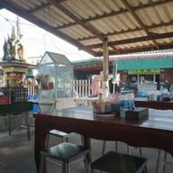 บรรยากาศ เจ้จู เย็นตาโฟ รสเด็ด