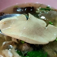 เกาเหลาเลือดหมูวงเวียนใหญ่