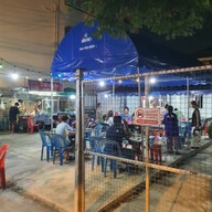 ป้าบัวหมูจุ่ม สาขาอิสรภาพ