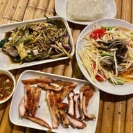 ส้มตำห้าแยกxสี่พระยา