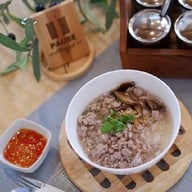 ครัวพี่เดี่ยวเขาใหญ่ ปากช่อง-เขาใหญ่ โป่งตาลอง หมูสี