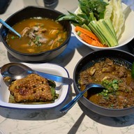ชุ่ม อาหารพื้นเมือง @ กลางเวียง กลางเวียง