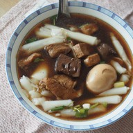 ก๋วยจั๊บน้ำข้นกระดูกอ่อน