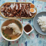 หมูทอดบ้านแขก หมูทอดบ้านแขก  สาขา1  สี่แยกบ้านแขก