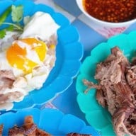 ป้าแดงจิ้นตุ๊บ