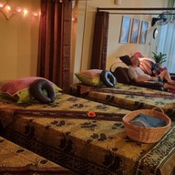 เดหลีนวดแผนไทย&สปา แก่งเสี้ยน