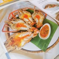 เมนู บ้านป้อมเพชร