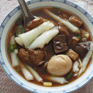 ก๋วยจั๊บน้ำข้นกระดูกอ่อน