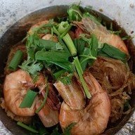 เพชรรัตน์ ติ่มซำ น่านนคร
