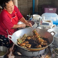 เมนูของร้าน นุช ทอดมัน ขนมจีน