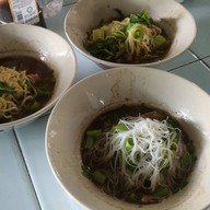 ก๋วยเตี๋ยวเรืออยุธยา (ลุงเสริม) เมืองทอง 1
