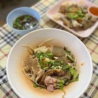 เมนูของร้าน ก๋วยเตี๋ยวเนื้อ ศรเดชโภชนา