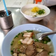 เมนูของร้าน โจ๊กดินแดง ก๋วยจั๊บน้ำใส