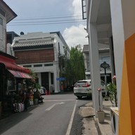 หน้าร้าน ก๋วยเตี๋ยวเป็ดตุ๋นยาจีน ถ.นครนอก-เจ้าเก่า