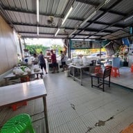 บรรยากาศ โจ๊กดินแดง ก๋วยจั๊บน้ำใส