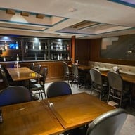 บรรยากาศ Bourbon Street Restaurant, Oyster Bar & Boutique Hotel