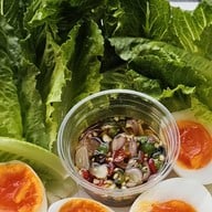 ผักล้น คนกับข้าว