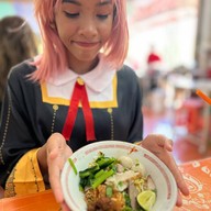 พี่รัตน์ก๋วยเตี๋ยวหมู สูตรโบราณ