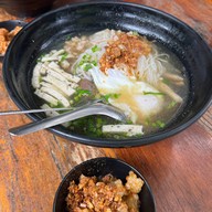 ก๋วยจั๊บ42 42cafe