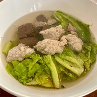 เมนูของร้าน ก๋วยเตี๋ยวไก่กำแพงเพชร