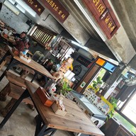 บรรยากาศ ร้านเนื้อตุ๋น-รสเยี่ยม(แยกวุ่นวาย)