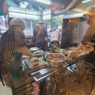 สมศักดิ์ปูอบ ลาดหญ้า