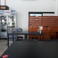 บรรยากาศ ข้าวแกงครัวสยาม  ปั๊มปตท.สำเร็จพัฒนา