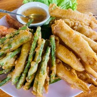 ครัวป๋าจอม
