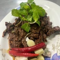 เจ้แดงหมูจุ่ม ลาดหญ้า หน้าธนาคารไทยพาณิชย์ ลาดหญ้า