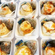 ร้านข้าวมันไก่สุไหล่