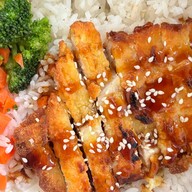 New‼️ Kitchen on the rock 🐣 ข้าวไก่กรอบราดซอส